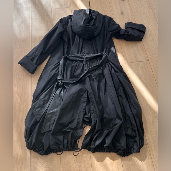 NWOT - Aakasha Hooded Maxi Raincoat Size M - Picture 8 of 16